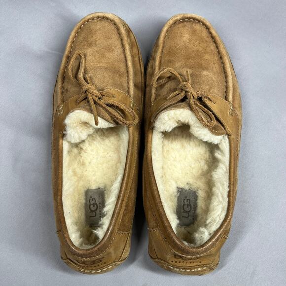 UGG Australia Byron Moccasin Men's Size 10  Sheepskin Slippers 5102 Chestnut - Picture 2 of 14